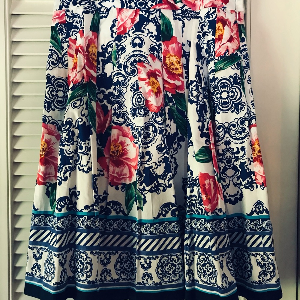 NWOT Talbots floral pleated skirt